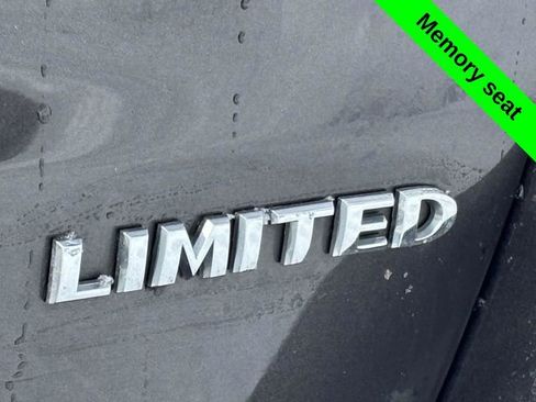 Used 2021 Jeep Grand Cherokee Limited w/ Trailer Tow Group IV image 41