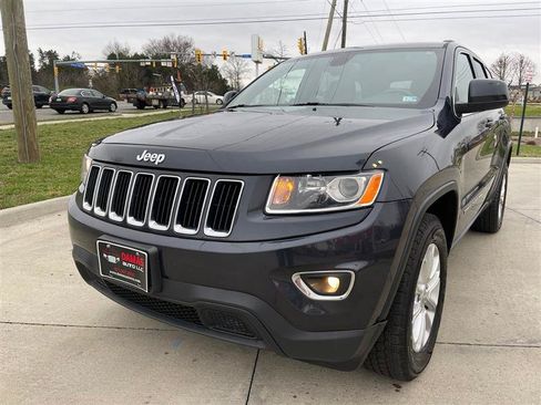 Used 2015 Jeep Grand Cherokee Laredo w/ Quick Order Package 23E AWD/4WD image 1
