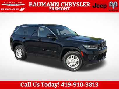 Used 2023 Jeep Grand Cherokee Laredo w/ Luxury Tech Group I