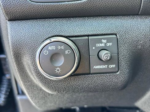 Used 2015 Buick Enclave Leather AWD/4WD image 12