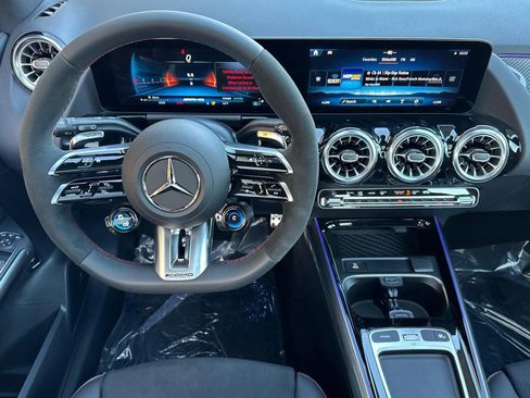 New 2026 Mercedes-Benz GLA 35 AMG 4MATIC image 25