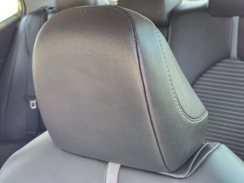 Used 2018 Toyota Camry SE w/ Audio Package FWD image 16