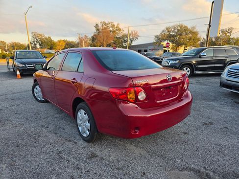 Used 2010 Toyota Corolla LE FWD image 5