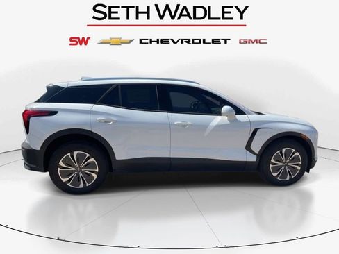 New 2025 Chevrolet Blazer EV LT w/ Super Cruise Package AWD/4WD image 2