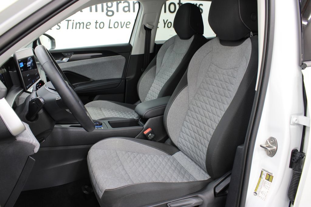 Certified 2026 Volkswagen Tiguan S FWD image 13