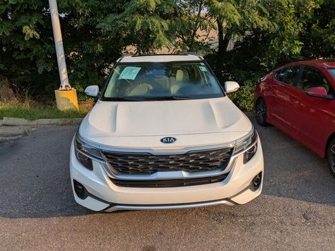 Used 2021 Kia Seltos EX AWD/4WD image 1