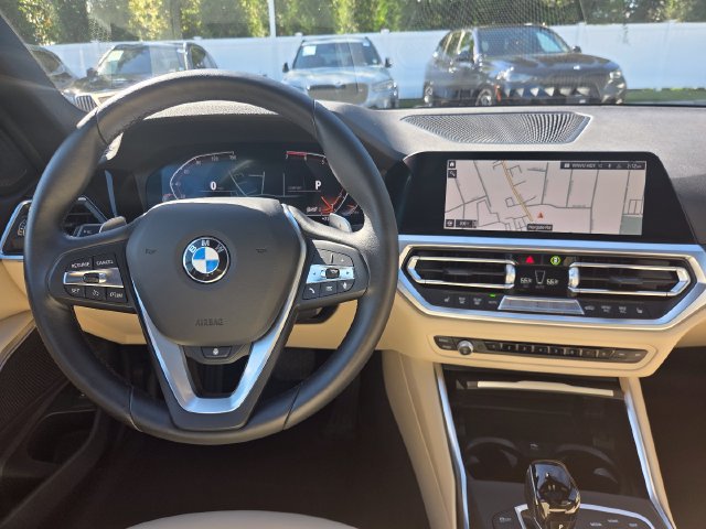 Certified 2022 BMW 330i xDrive Sedan w/ Premium Package AWD/4WD image 13