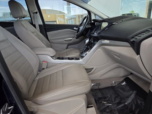 Used 2016 Ford C-MAX Energi SEL w/ Equipment Group 303A FWD image 19