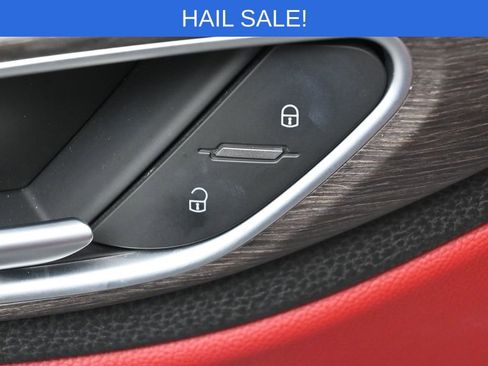 Used 2018 Alfa Romeo Giulia Ti image 14