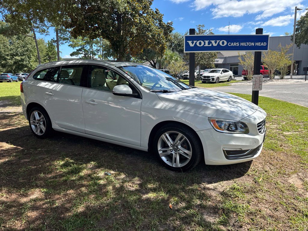 Used 2015 Volvo V60 T5 Premier w/ Convenience Package AWD/4WD image 1
