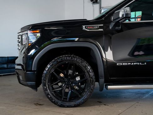 Used 2023 GMC Sierra 1500 Denali w/ Denali Reserve Package image 9