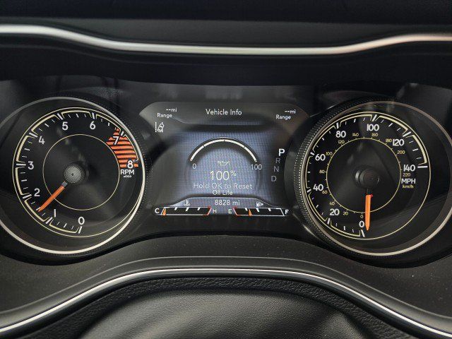 Used 2022 Jeep Cherokee Trailhawk w/ Premium Leather Package AWD/4WD image 30