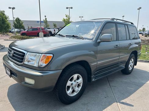 Used 2000 Toyota Land Cruiser AWD/4WD image 3