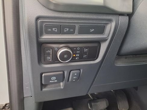 Used 2023 Ford F150 Lariat w/ Equipment Group 502A High AWD/4WD image 41
