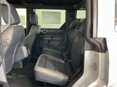 New 2025 Ford Bronco Outer Banks image 29