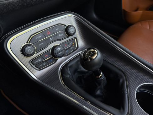 Used 2015 Dodge Challenger SRT Hellcat image 46