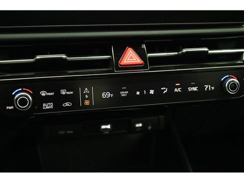 New 2025 Kia Niro EX w/ EX Cold Weather Package image 28