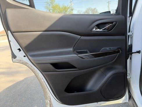 Used 2020 GMC Acadia AT4 w/ Driver Alert Package II image 12