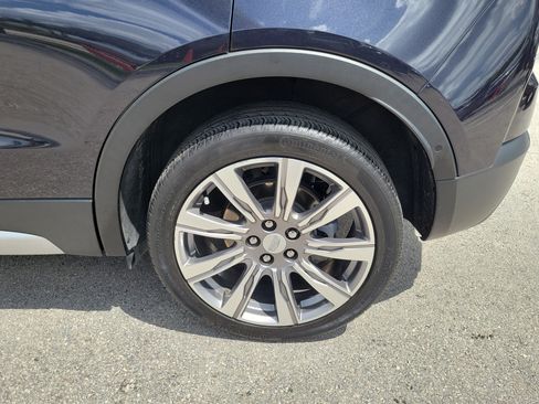 Used 2023 Cadillac XT4 Premium Luxury w/ Enhanced Visibility Package FWD image 30