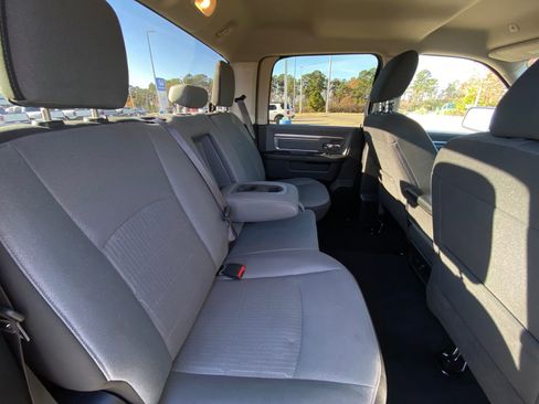 Used 2023 RAM 1500 Classic SLT image 29