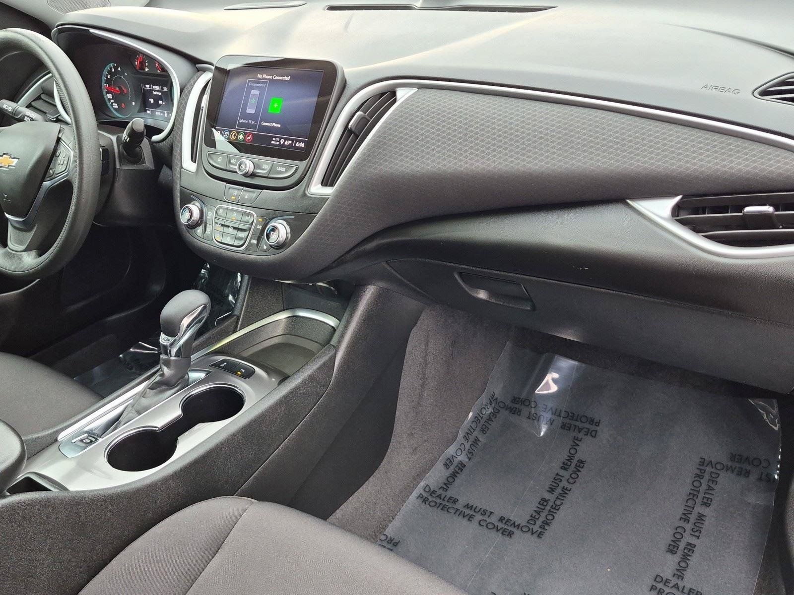 Used 2024 Chevrolet Malibu LT FWD image 11