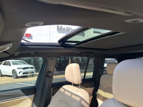 New 2026 Jeep Grand Cherokee Limited image 21