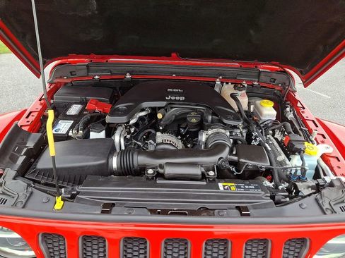 Used 2019 Jeep Wrangler Unlimited Rubicon AWD/4WD image 31