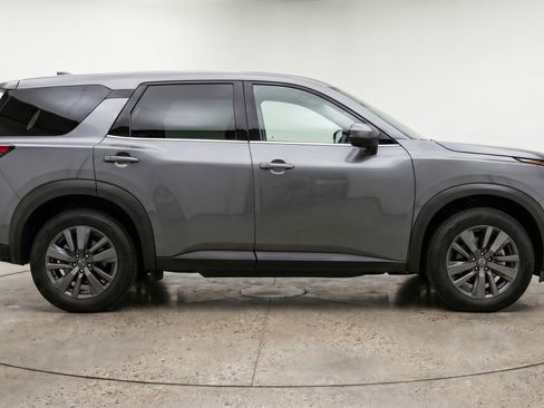 Used 2025 Nissan Pathfinder SV AWD/4WD image 11