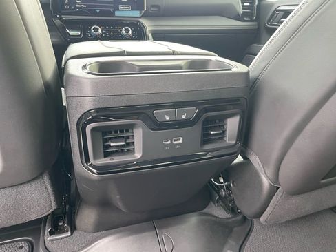 Used 2024 GMC Sierra 2500 AT4X image 26