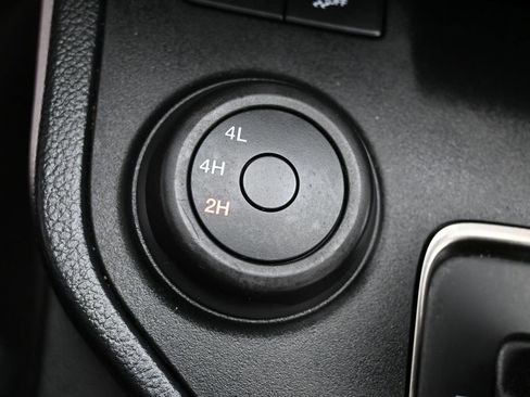 Used 2022 Ford Ranger XLT image 25