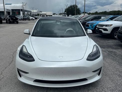 Used 2021 Tesla Model 3 Standard Range Plus RWD image 2