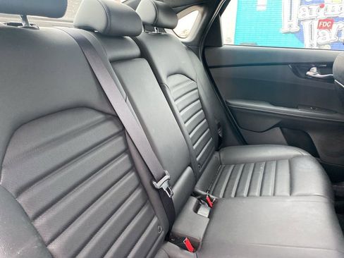 Used 2022 Kia Forte GT-Line w/ GT-Line Premium Package image 14