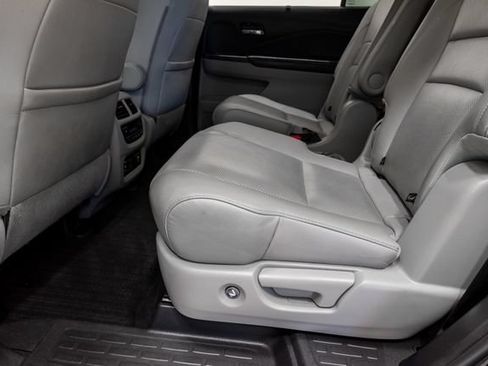Used 2018 Honda Pilot Elite image 28