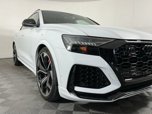 Used 2024 Audi RS Q8 AWD/4WD image 2