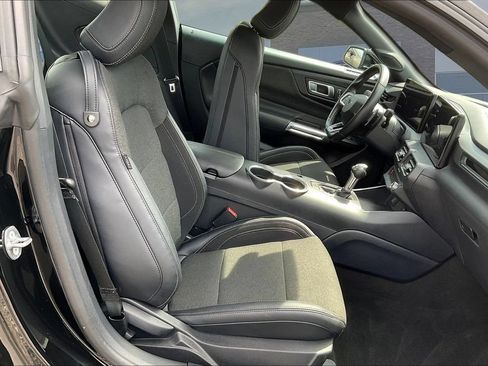 Used 2024 Ford Mustang GT RWD image 28