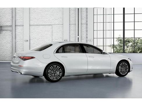 Certified 2026 Mercedes-Benz S 580 4MATIC Sedan image 18