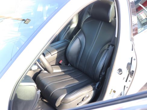 Used 2023 Genesis G80 2.5T image 11