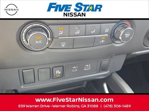 Used 2025 Nissan Frontier SV w/ Tow Package AWD/4WD image 21