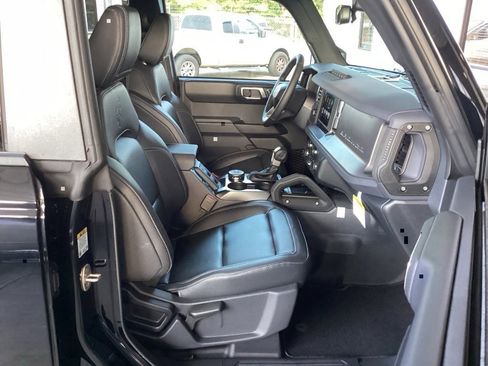 New 2025 Ford Bronco Badlands image 34