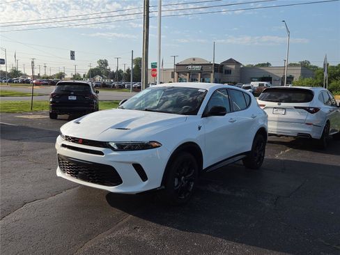 Used 2024 Dodge Hornet R/T w/ R/T Blacktop Package AWD/4WD image 3