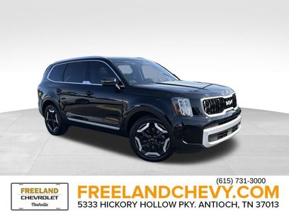 Used 2024 Kia Telluride EX w/ EX Captain's Chair Package