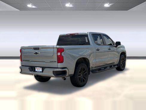 Used 2024 Chevrolet Silverado 1500 Custom w/ Turbomax Blackout Package RWD image 9
