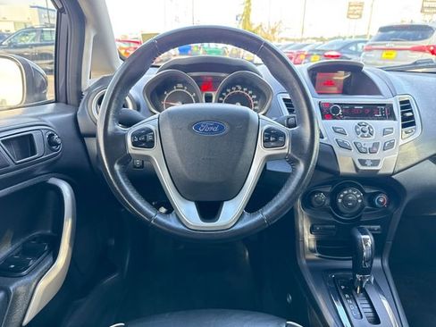 Used 2013 Ford Fiesta Titanium image 18