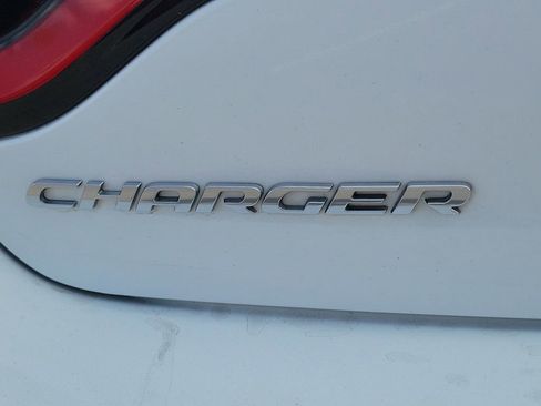 Used 2020 Dodge Charger R/T RWD image 31