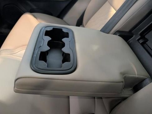 New 2026 Volvo XC60 B5 Plus w/ Protection Package Premier image 24