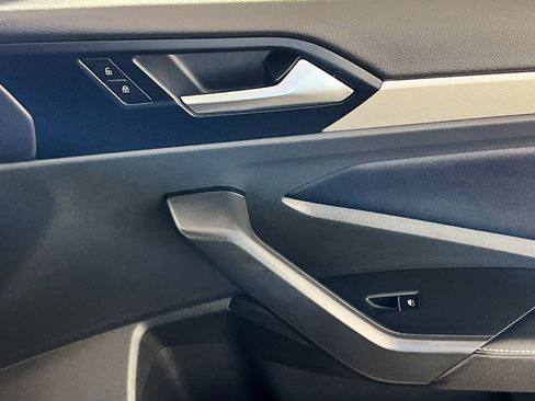 Used 2024 Volkswagen Jetta S image 31