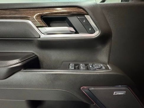 Used 2025 GMC Sierra 1500 Elevation w/ Elevation Premium Package image 13