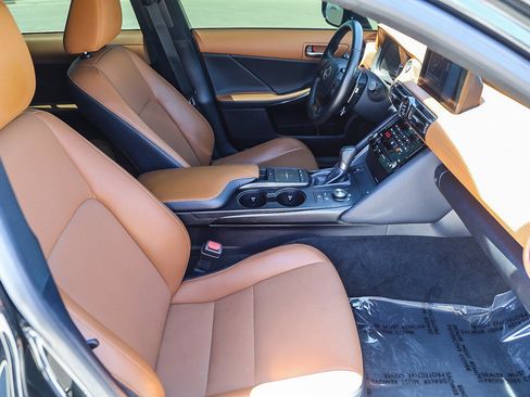 Used 2024 Lexus IS 300 F Sport AWD/4WD image 16