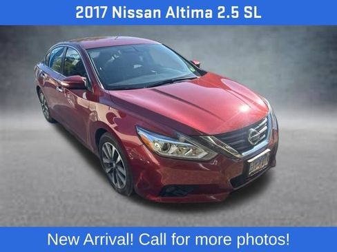 Used 2017 Nissan Altima 2.5 SL FWD image 2