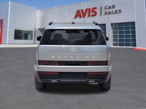 Used 2025 Hyundai Santa Fe SEL FWD image 7